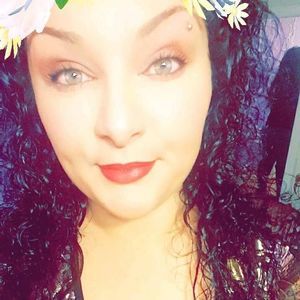 Meet your Posher, Kendra